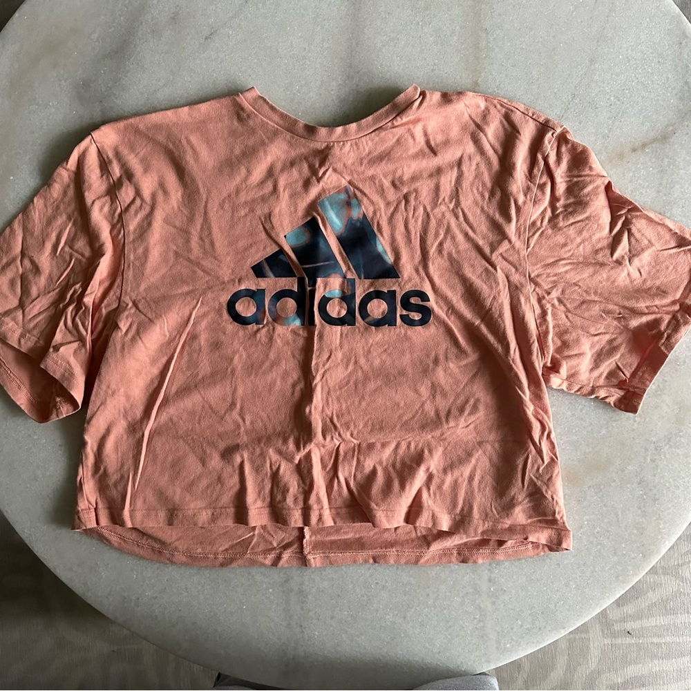 NWOT adidas cropped tee